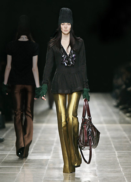 Показ женской коллекции Burberry Prorsum осень-зима 2008/09